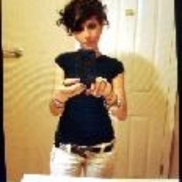 Meet your Posher, Maisa - Picture 4 of 4
